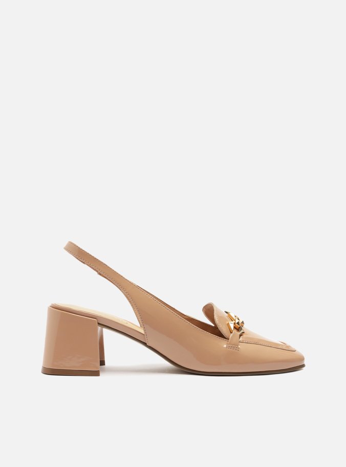 Loafer Nude Verniz Salto Bloco Metal Triângulo