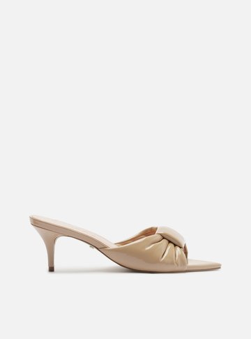 Mule Bege Verniz Salto Kitten Puffer