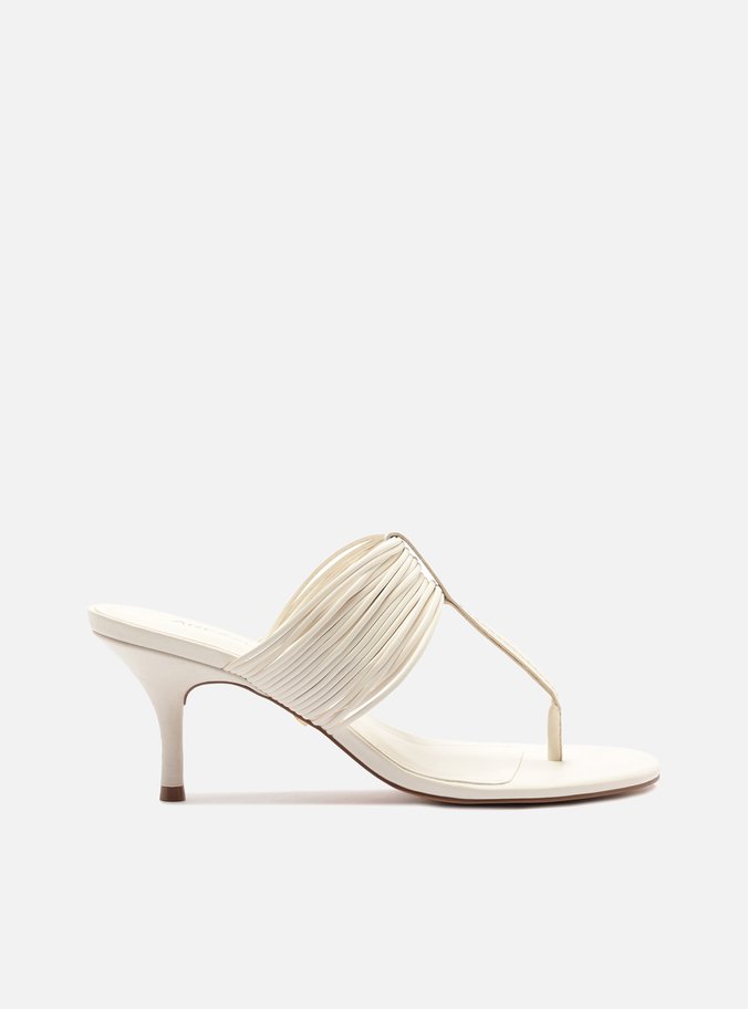 Sand�lia Branca Salto Fino