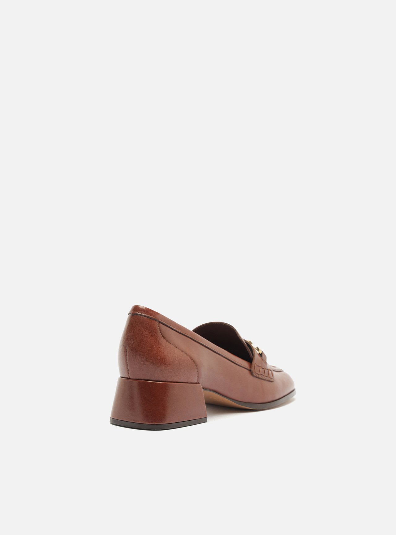 Loafer Marrom Couro Salto Bloco Metal Heritage — foto 3