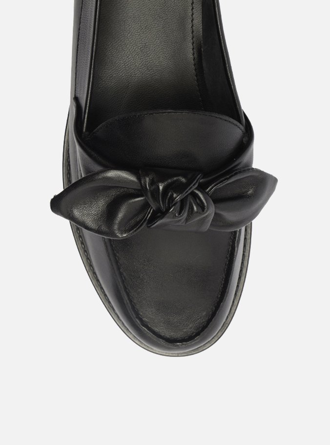 Mocassim Preto Couro Bico Redondo Tiras Nó