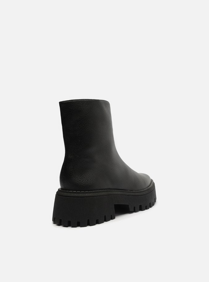 Bota Preta Cano Médio Tratorada Zíper