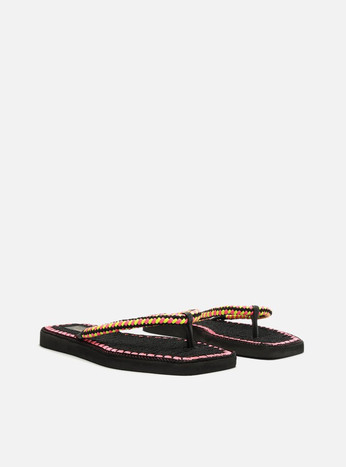 Chinelo de Dedo Preto Square Crochê Brizza