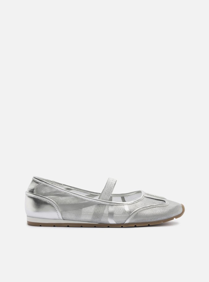 Tênis Prateado Bico Redondo Slip On