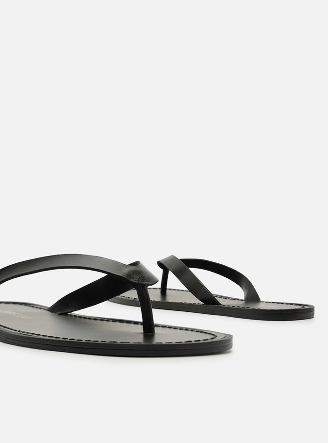 Rasteira Preta Couro Flip Flop Livia