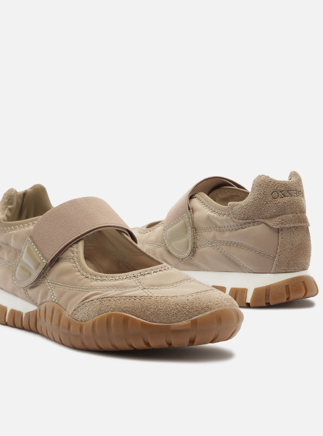 Tênis Cinza Solado Tratorado Slip On — foto 4
