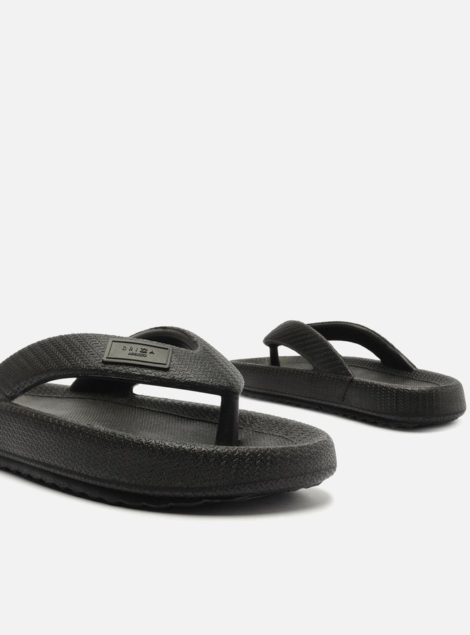 Chinelo de Dedo Preto Pillow Brizza