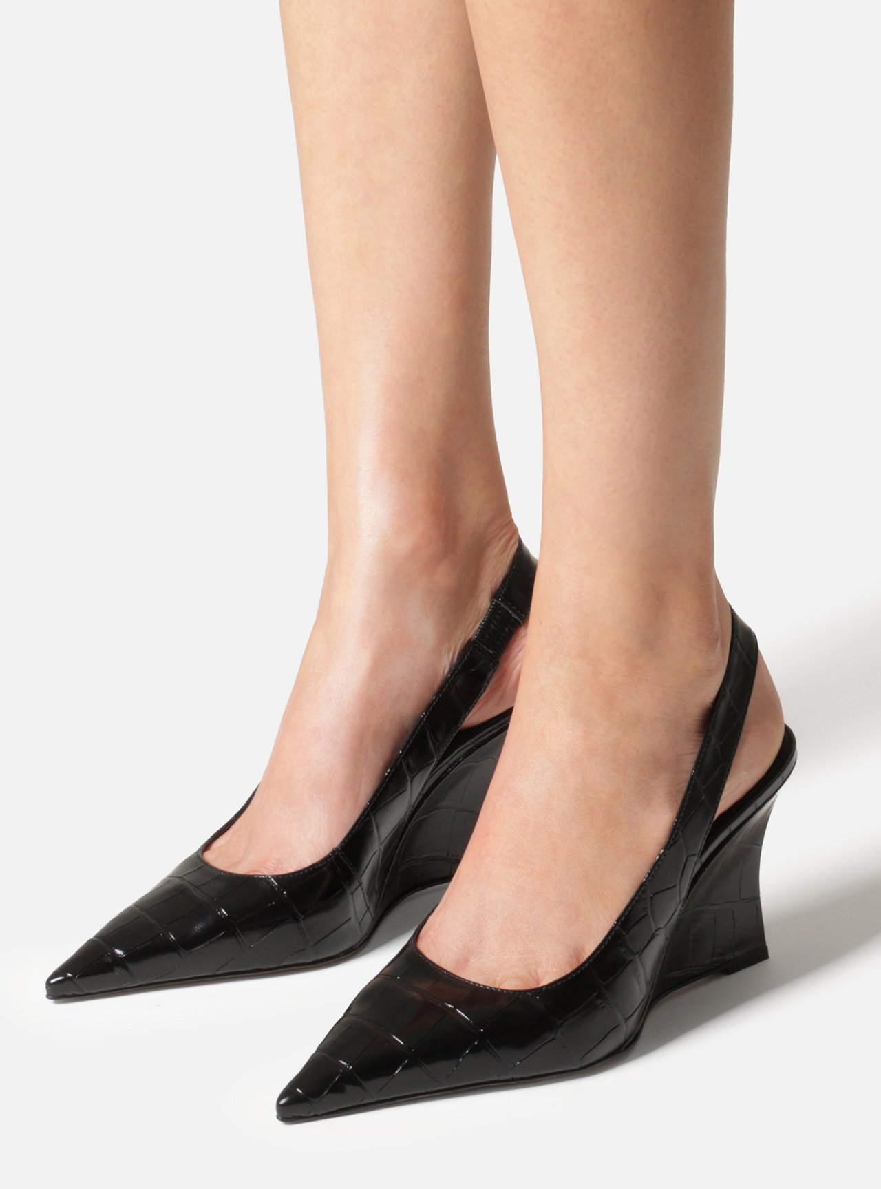 Scarpin Preto Verniz Anabela Slingback — foto 6