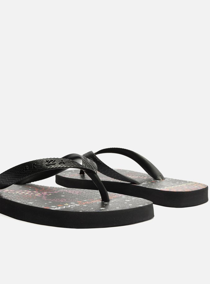 Chinelo de Dedo Preto Escorpião Signos Brizza