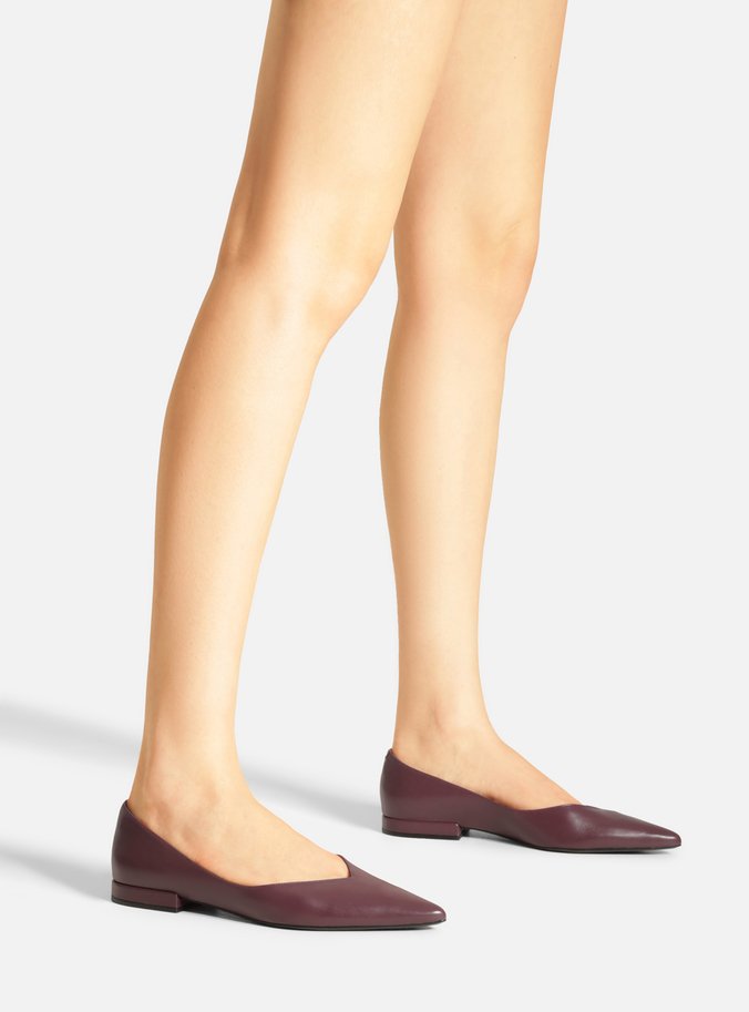 Sapatilha Marrom Couro Bico Fino Minimal Livia