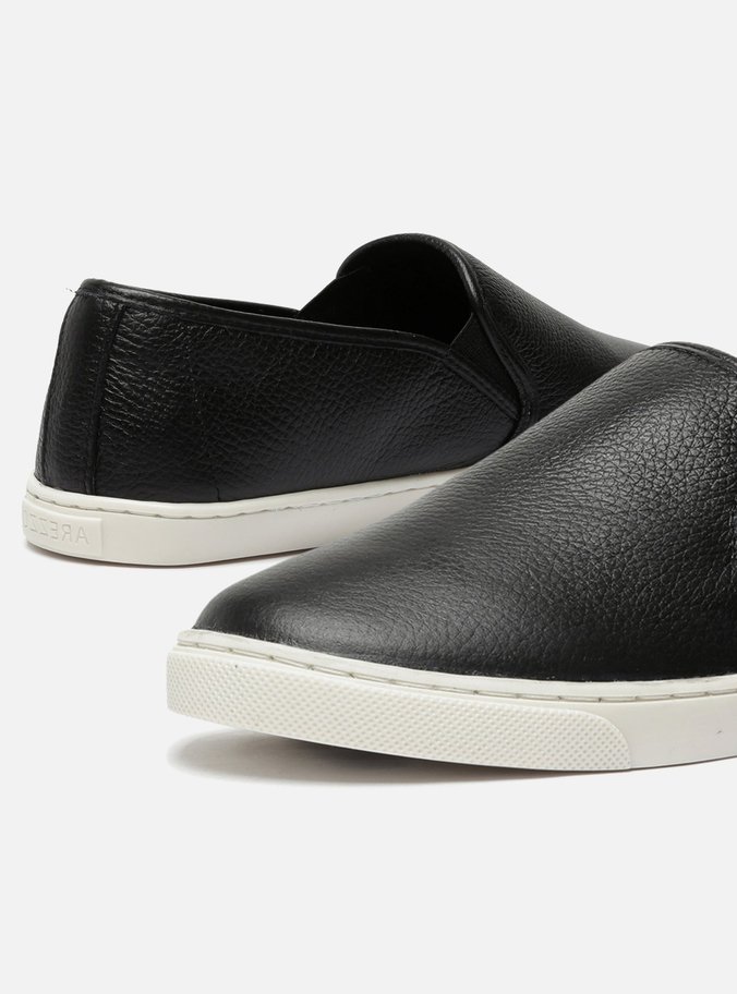 Slip On Preto Sola Baixa