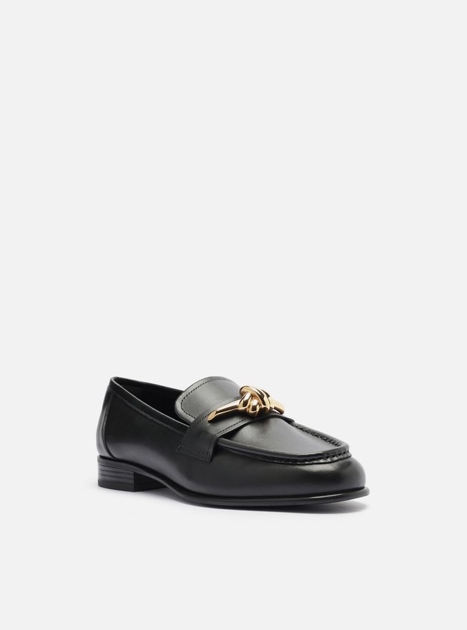 Mocassim Preto Couro Bico Redondo Metal Nó
