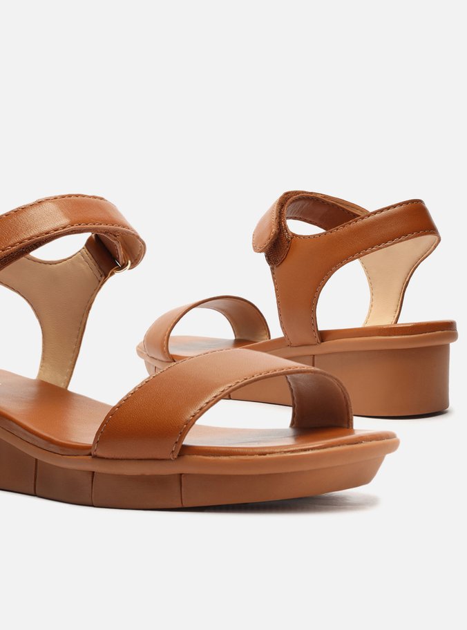 Sandália Marrom Couro Flatform Comfort