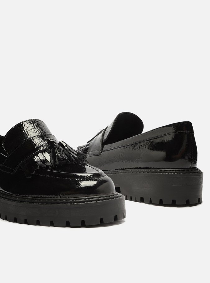 Mocassim Preto Couro Tratorado Barbicacho Harper