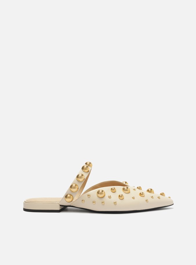 Mule Off-White Couro Fechada Tachas