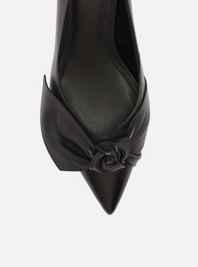 Scarpin Preto Couro Salto Fino Laço Maxi