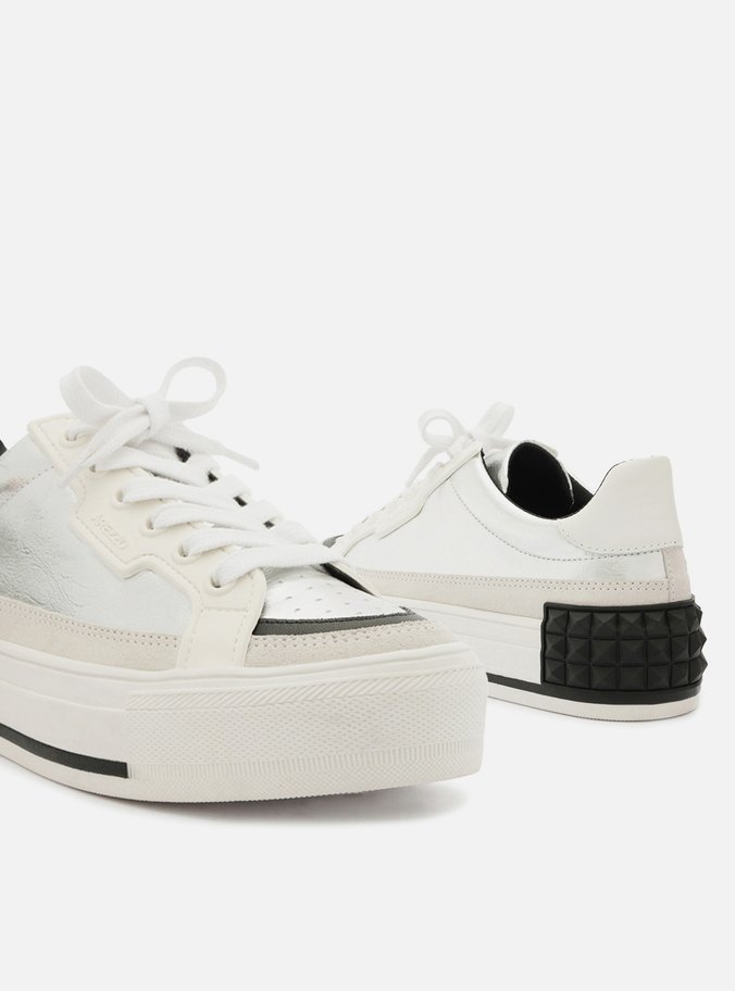 Tênis Prata Flatform Amarração Spikes