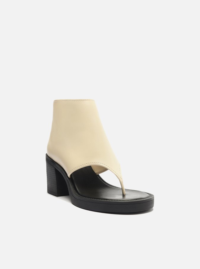 Sandal Boot Branca Couro Salto Bloco Preta