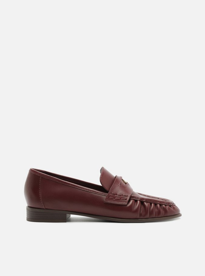 Mocassim Vermelho Couro Salto Bloco Metais