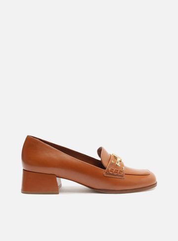 Loafer Marrom Couro Bloco Medalha