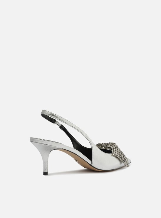 Scarpin Prata Couro Salto Médio Slingback Laço