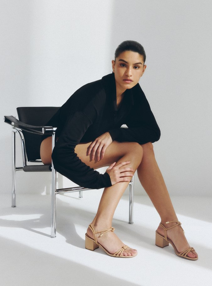 Sandália Nude Couro Bloco Camila