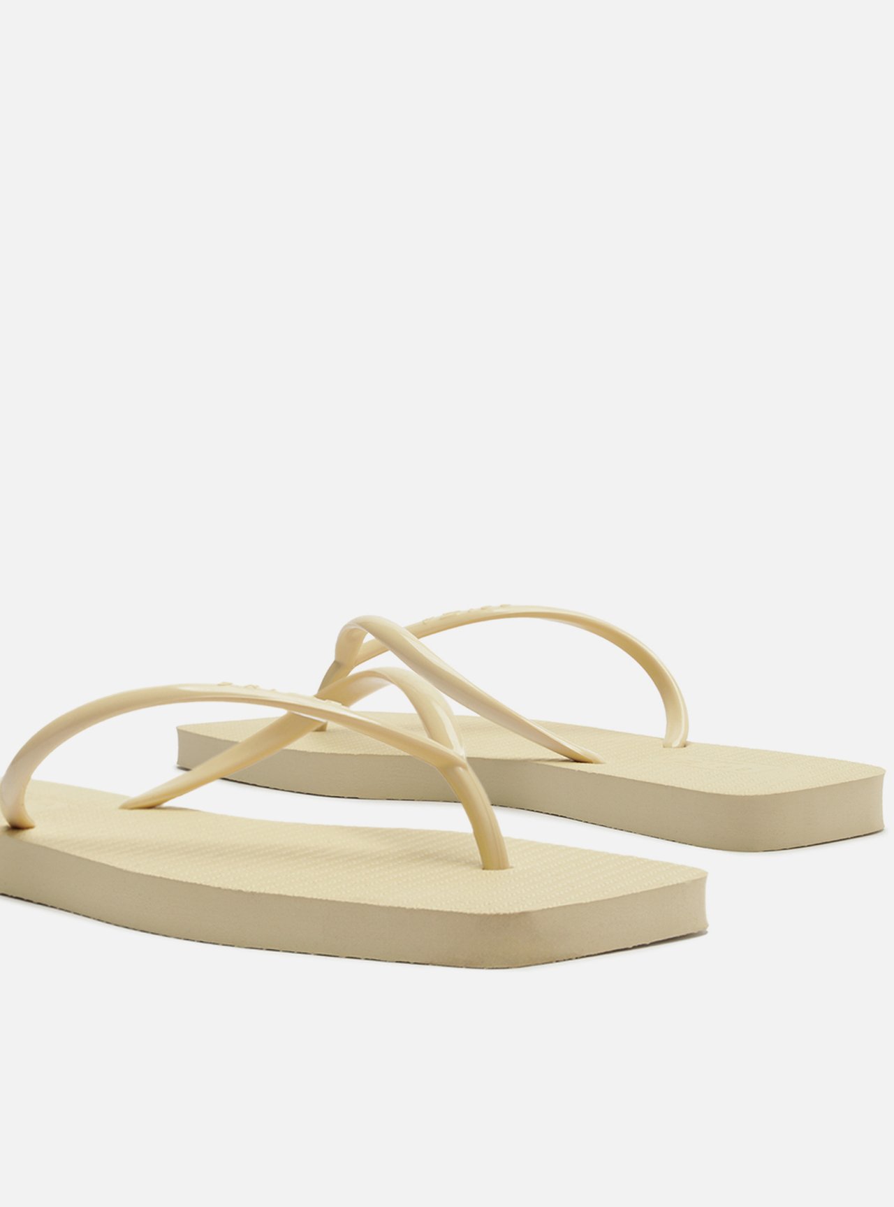 Chinelo de Dedo Branco Flat Brizza — foto 4