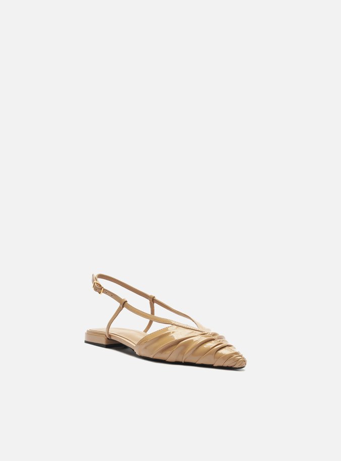 Sapatilha Nude Verniz Bico Fino Slingback