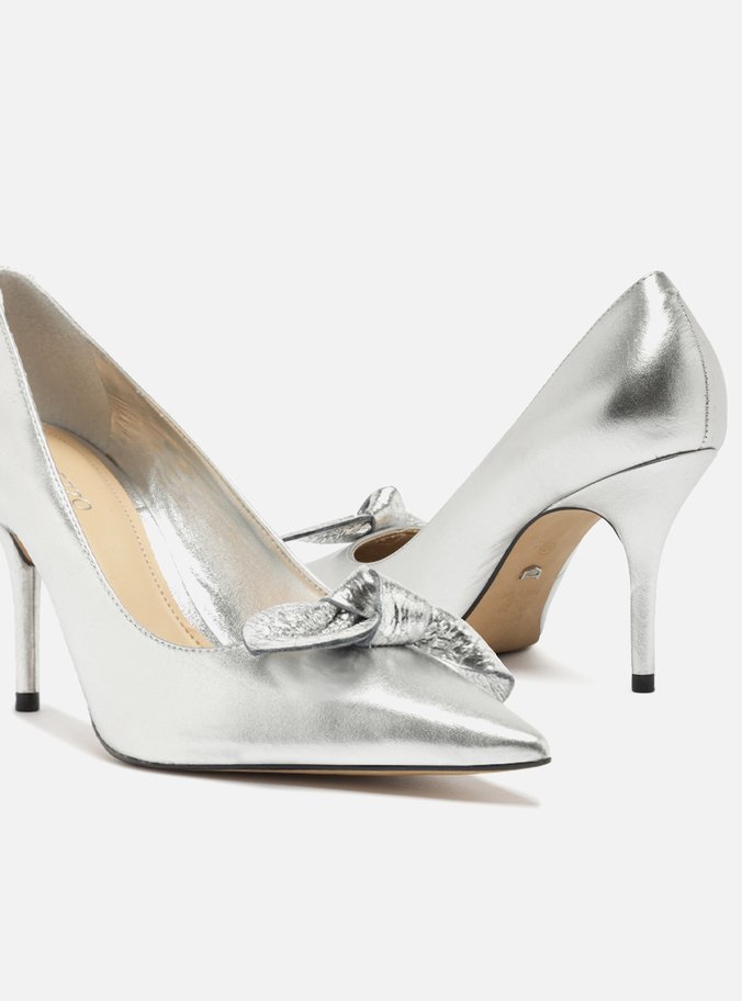 Scarpin Prata Salto Fino