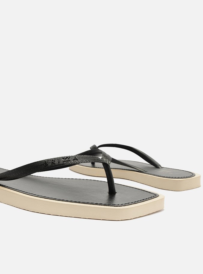 Chinelo de Dedo Preto Square Bicolor Brizza