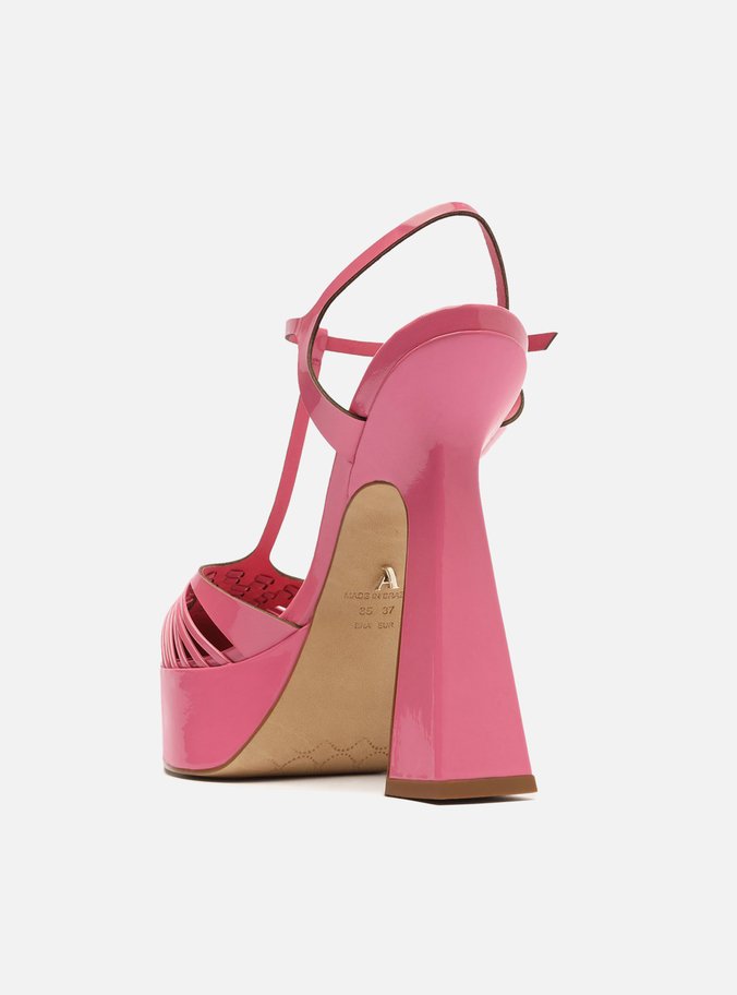 Scarpin Rosa Verniz Meia Pata Bico Fino Paloma