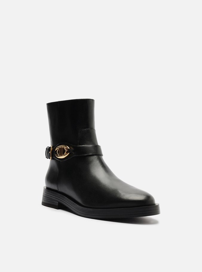 Bota Preta Couro Cano Curto Detalhe Metal