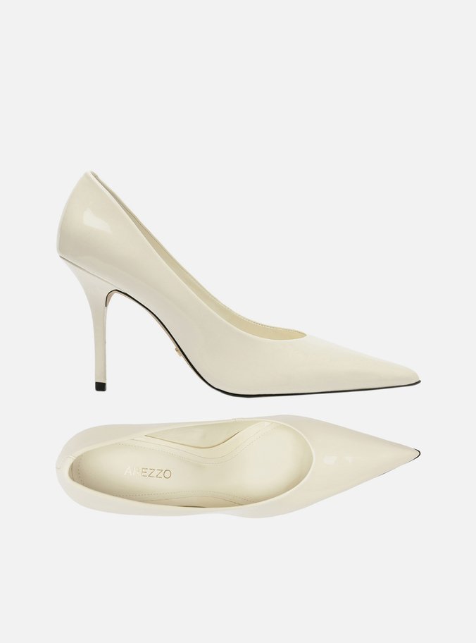 Scarpin Branco Verniz Salto Alto Fino Clássico