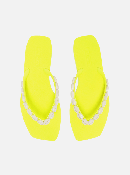 Chinelo Bico Quadrado Amarelo Búzios Brizza Fun