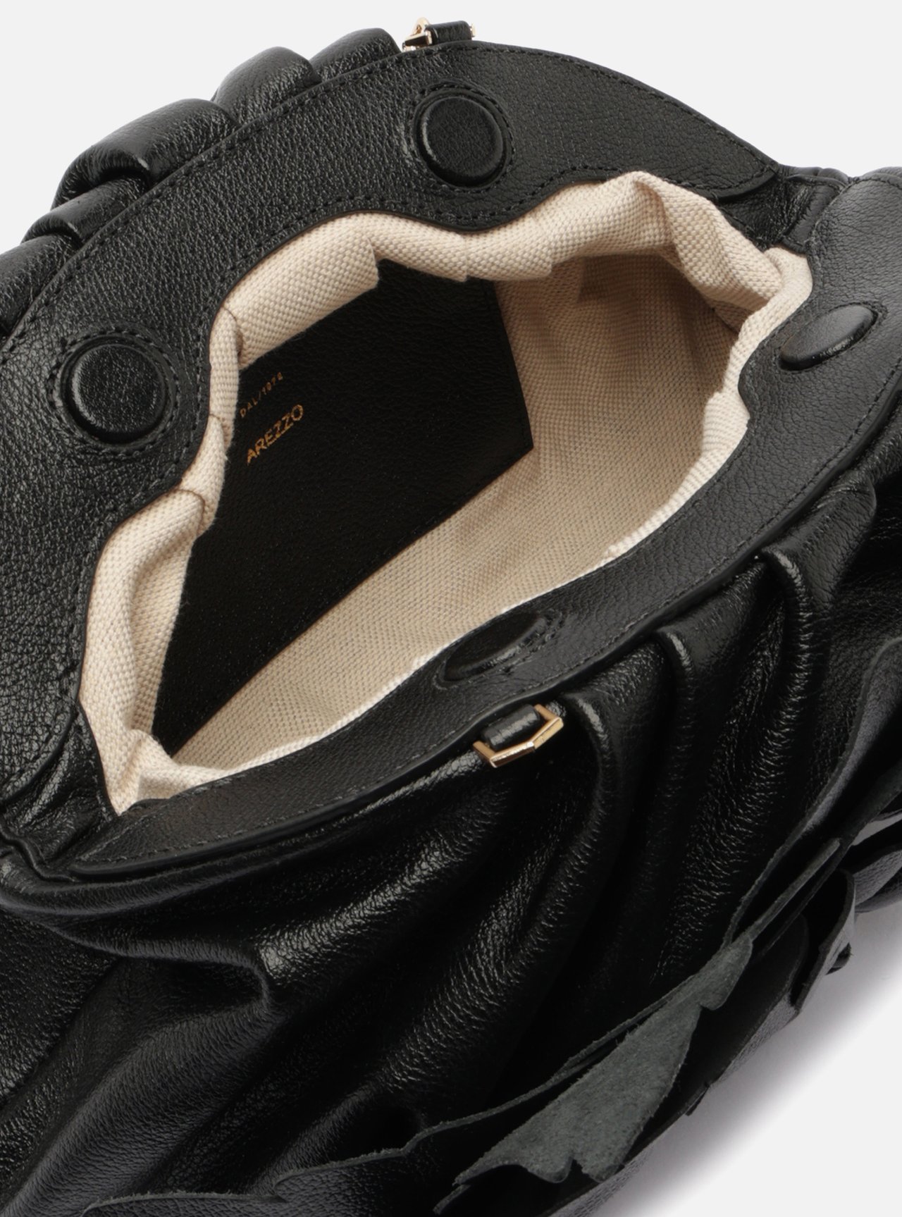 Bolsa Clutch Preta Couro Pequena Flor Corrente — foto 4