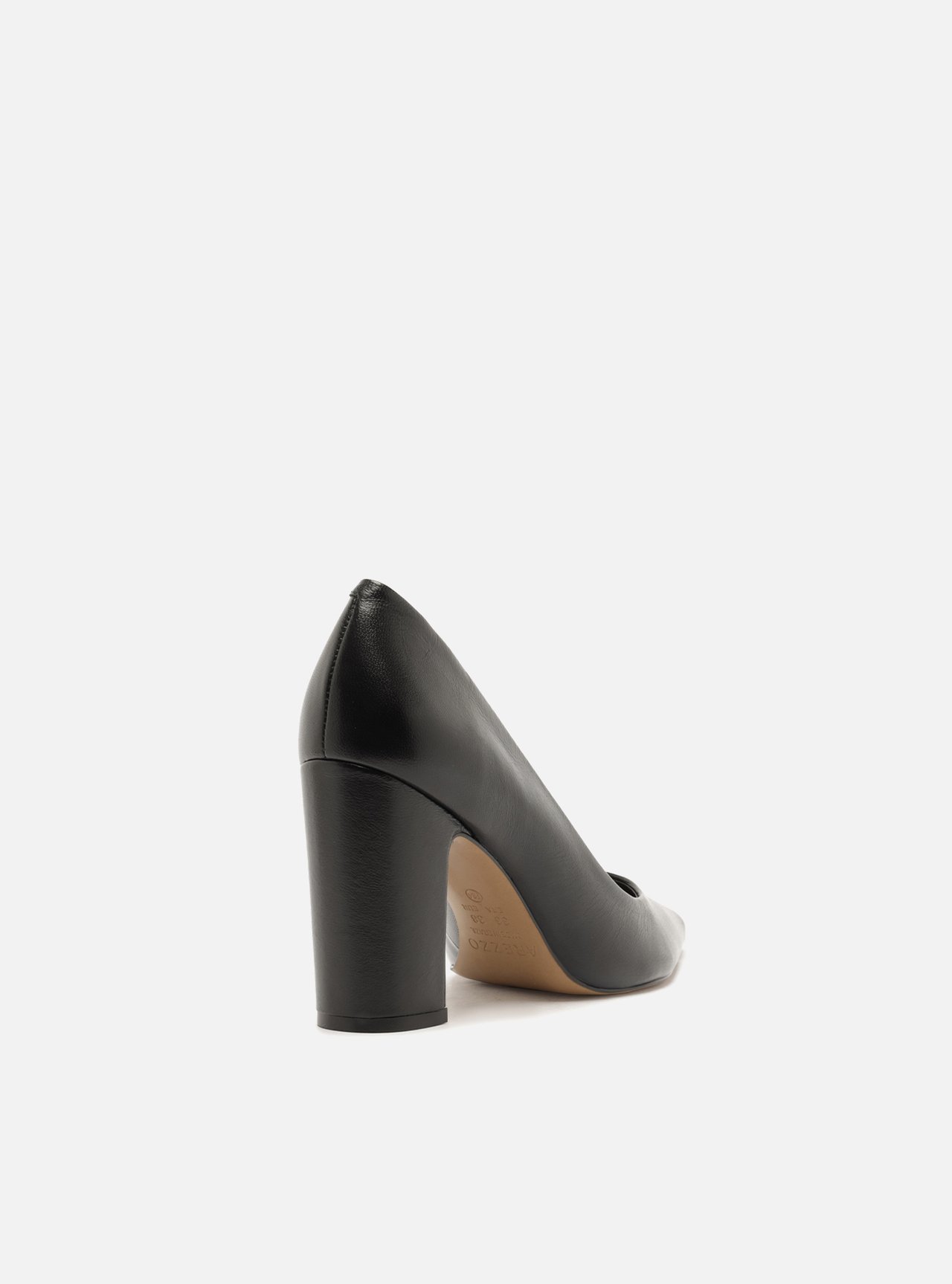 Scarpin Couro Croco Retrô Preto — foto 6