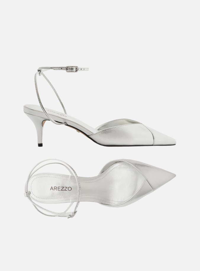 Scarpin Prata Couro Salto Kitten Aberto