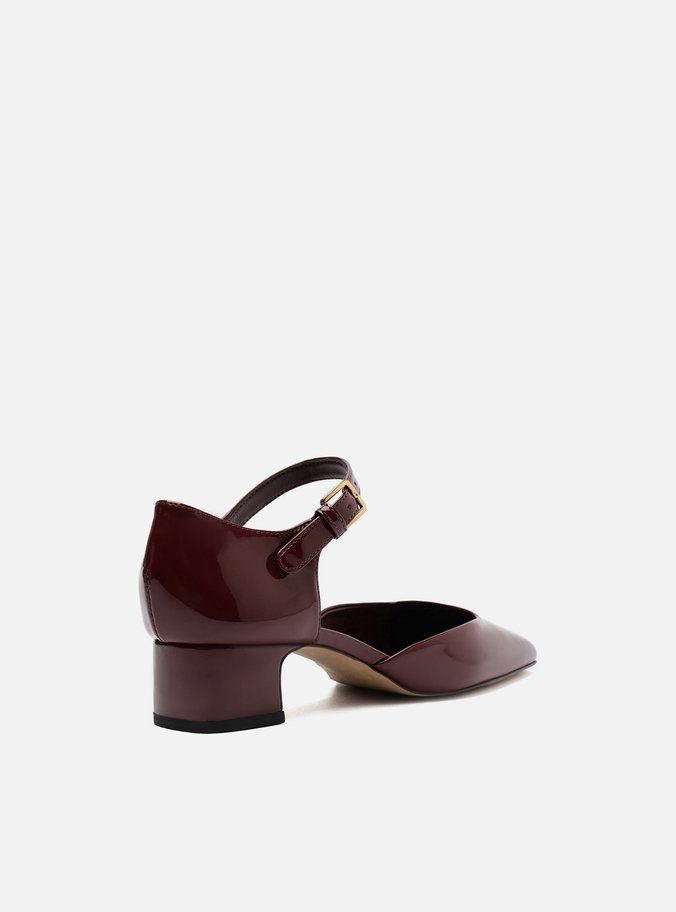Scarpin Vinho Verniz Salto Baixo Bico Quadrado