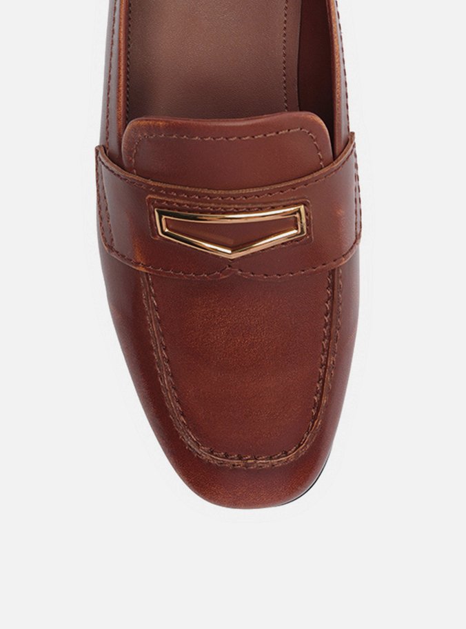 Mocassim Marrom Couro Tira Metal