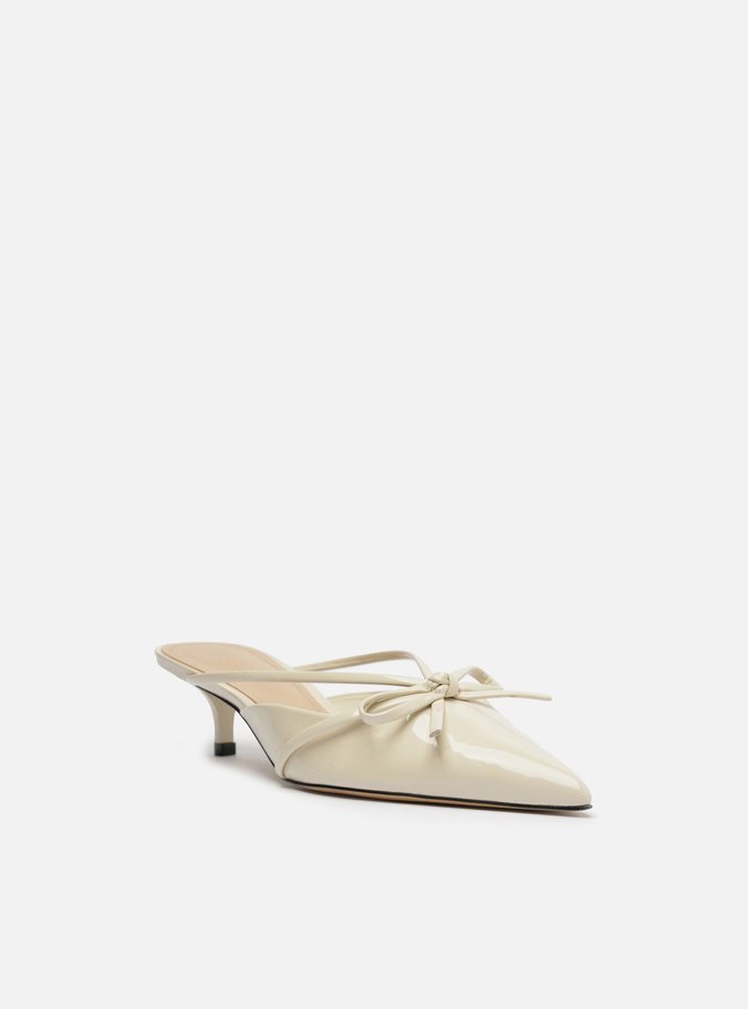 Mule Branca Verniz Salto Kitten Laço