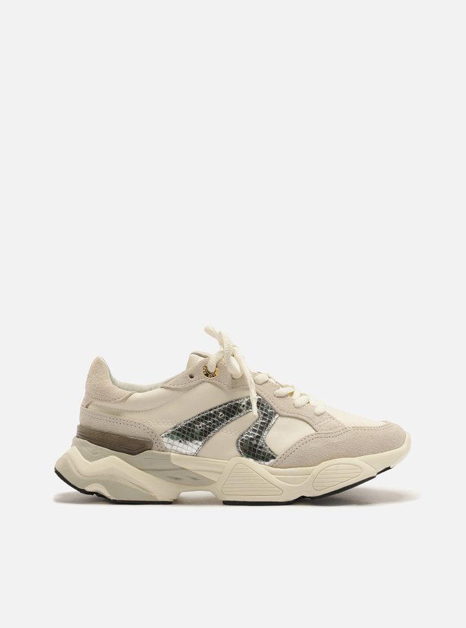 Tênis Branco Solado Esportivo Suede Metais