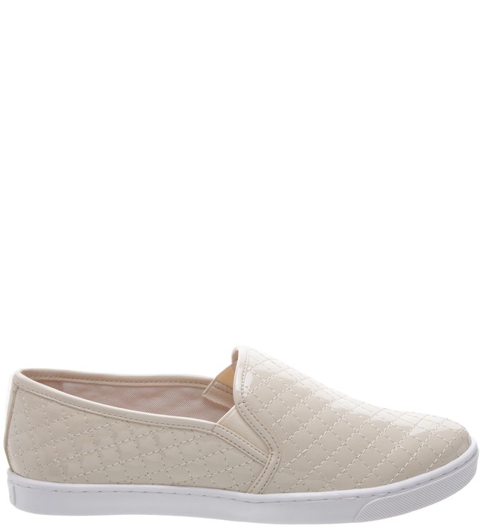 Slip-on Matelassê Verniz Off White