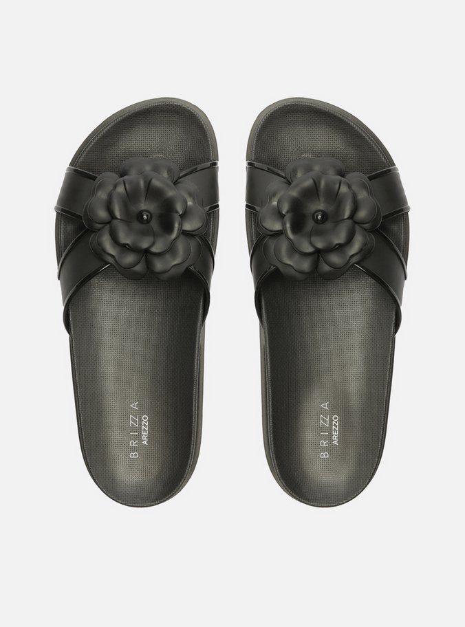 Slide Preta Flores Lara Brizza
