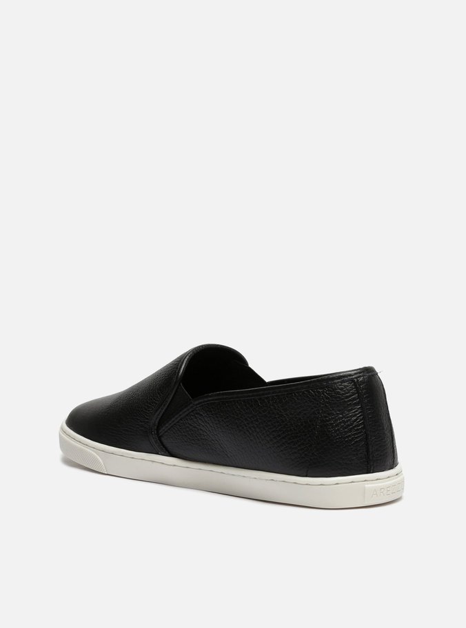 Slip On Preto Sola Baixa
