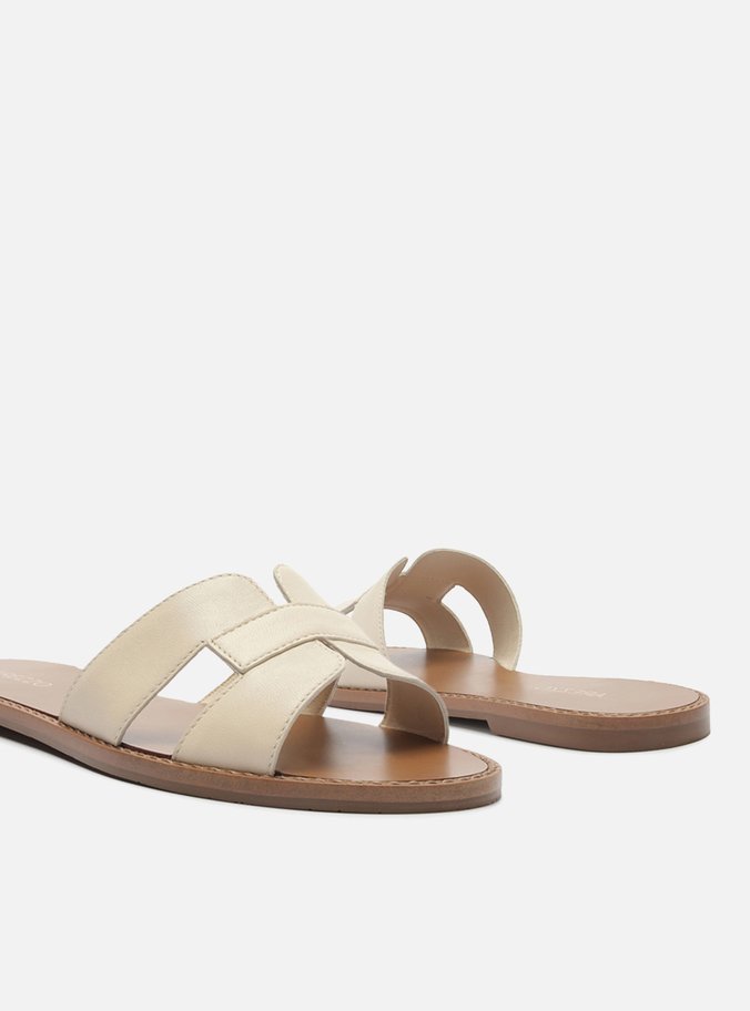 Rasteira Off White Tira Vazada
