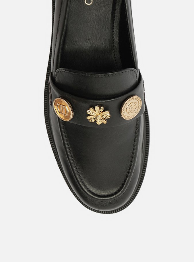 Mocassim Preto Couro Tira Metais
