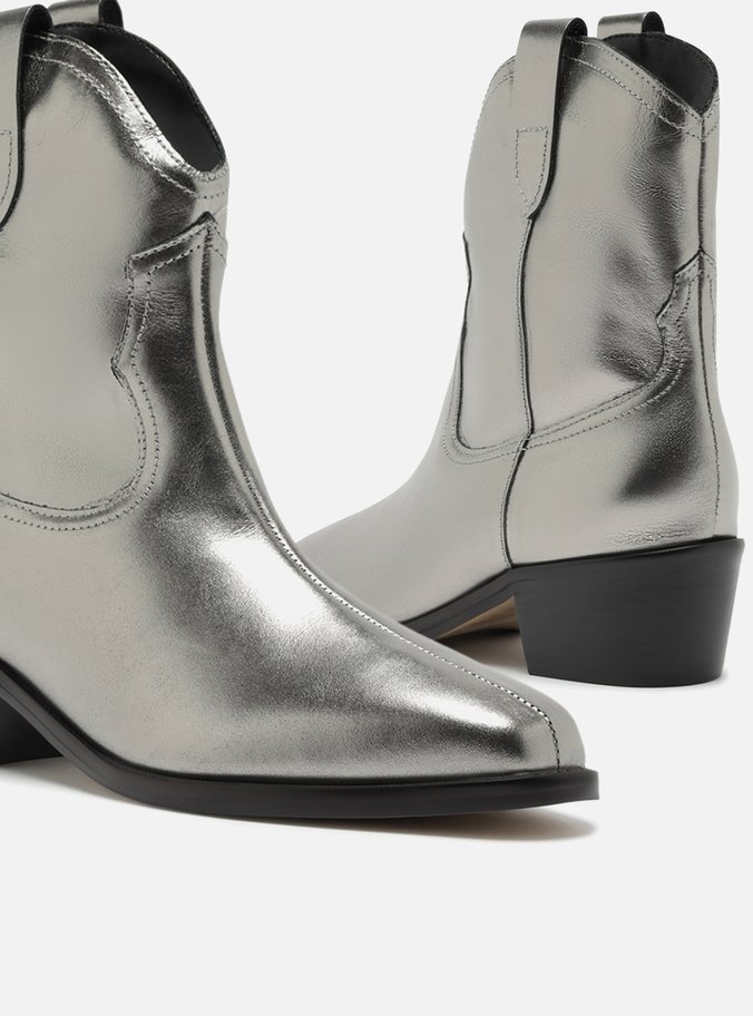 Bota Prata Couro Cano Curto Western Alicia