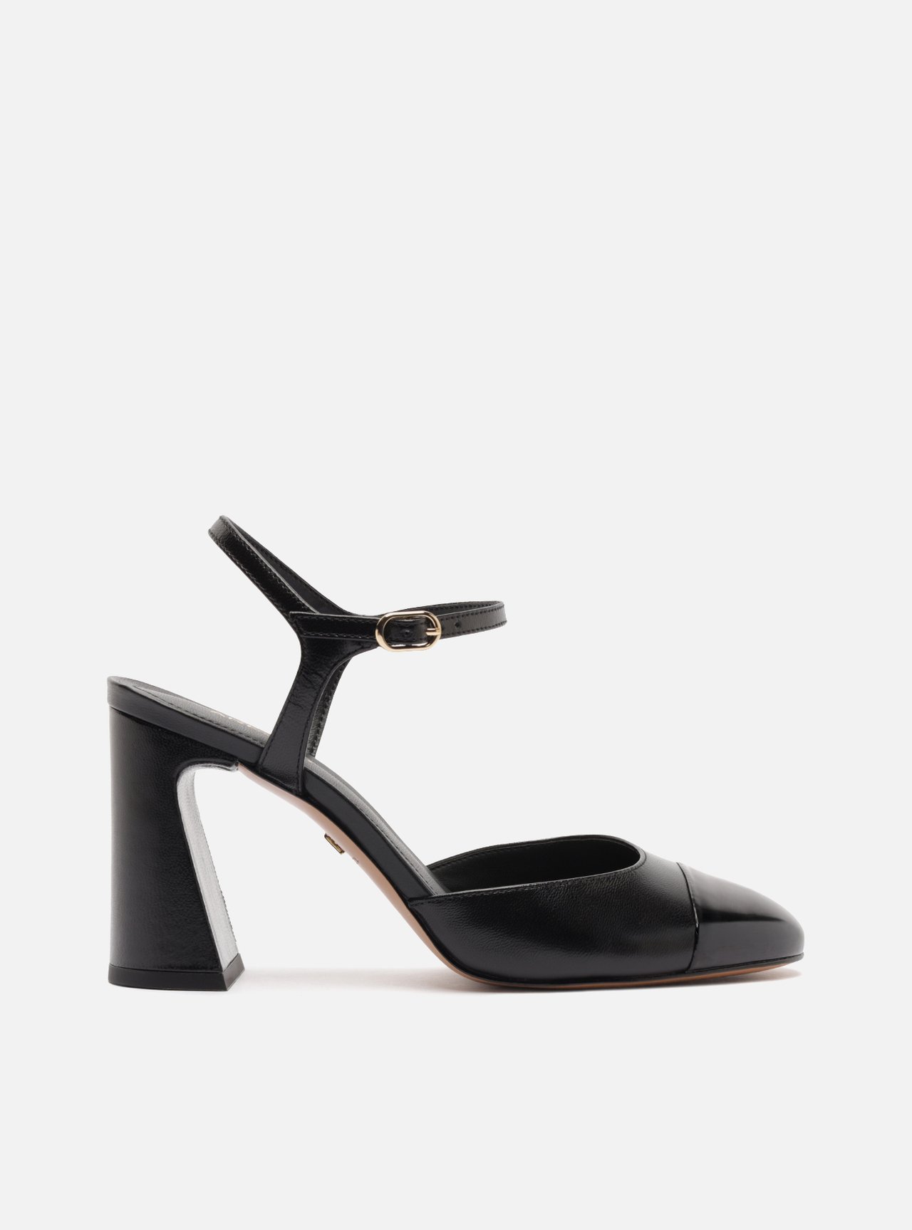 Scarpin Preto Couro Salto Bloco Fivela Slingback — foto 1