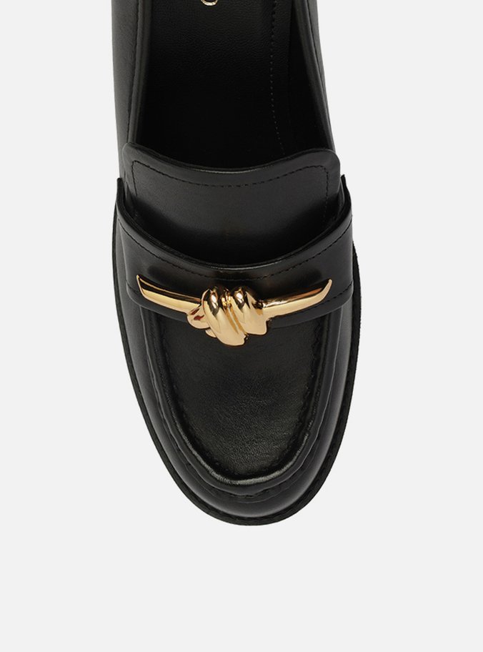 Loafer Preto Couro Salto Bloco Metal Nó