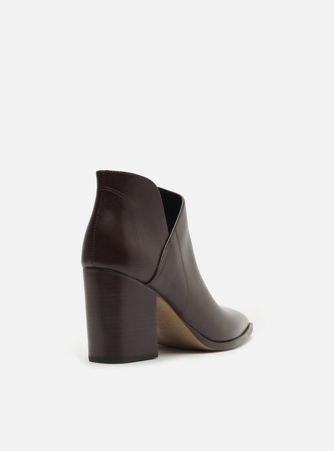 Bota Marrom Couro Cano Curto Bloco Recorte